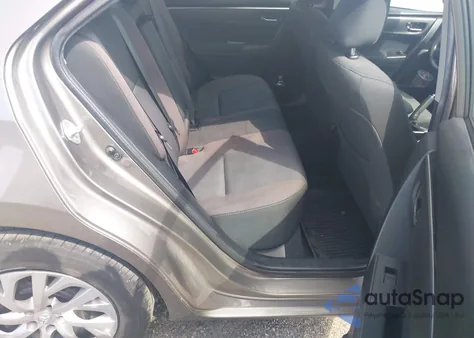 2018 Toyota Corolla Le z USA, uszkodzony, nr VIN 2T1BURHE2JC103476